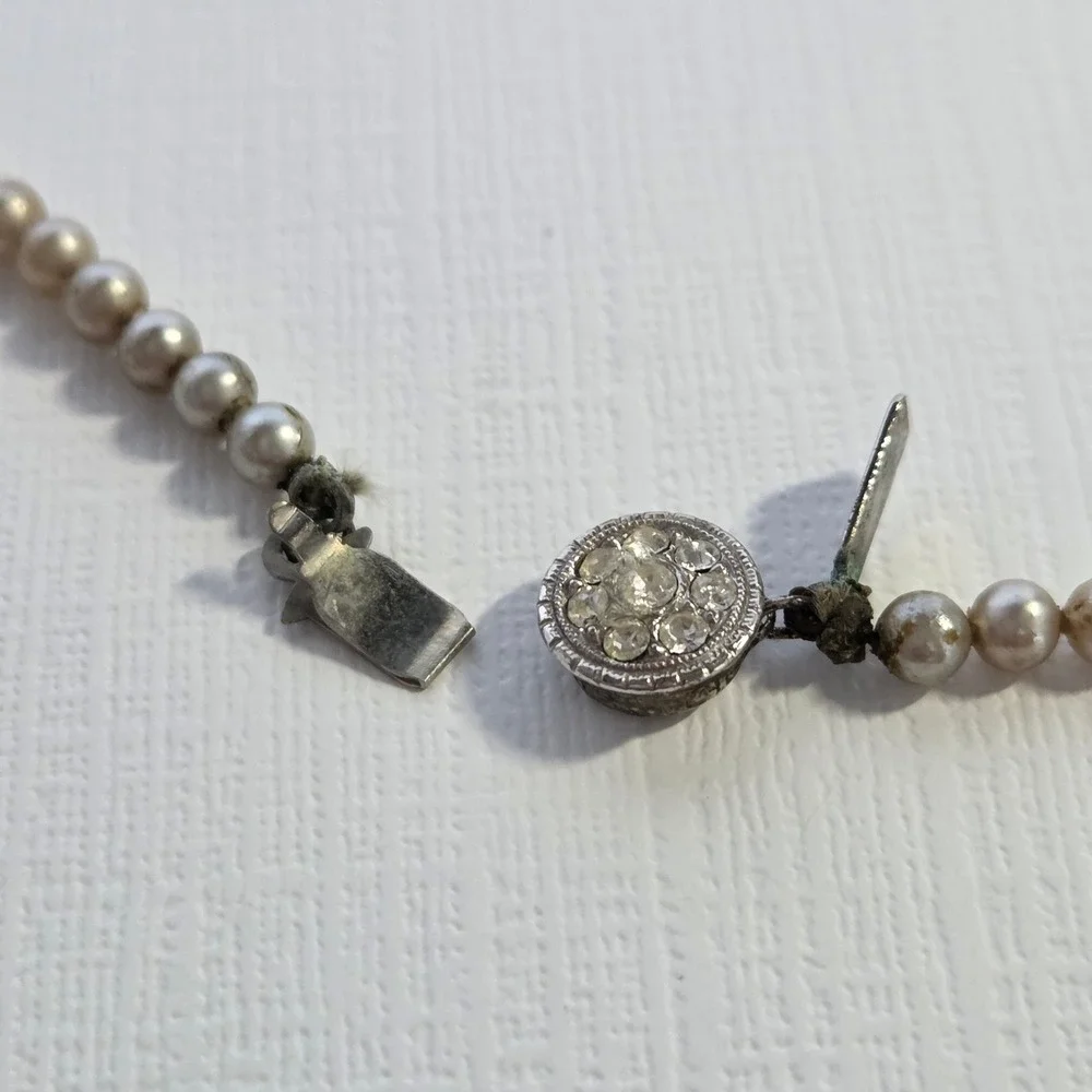 Tammey Jewels Faux Pearl Necklace Cream Graduated Rhinestone Clasp